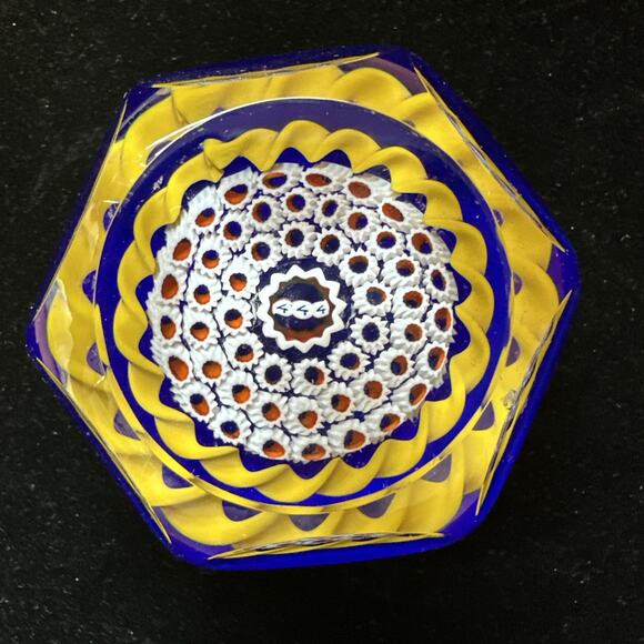 VTG St. Louis 1981 Mille Fiori Paperweight Iran Hostages 444 Days Collectible - Picture 2 of 10